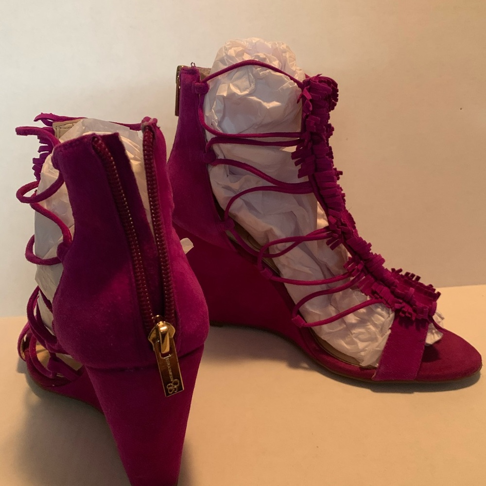 Jessica Simpson Pink Wedges - Picture 4 of 5